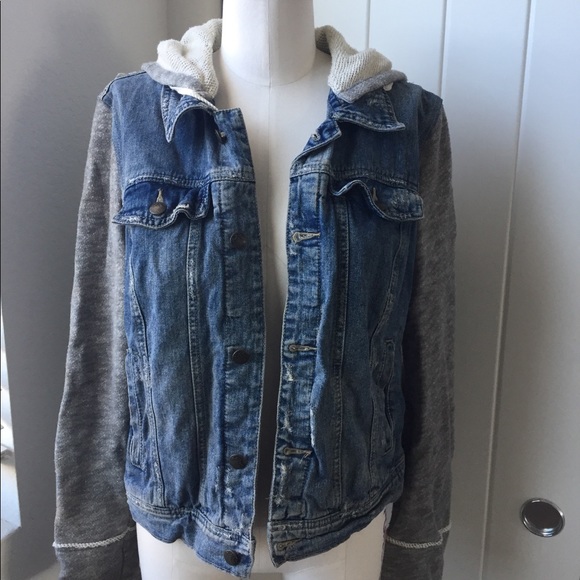 Free People Jean Jacket w/Hoodie - Picture 2 of 6